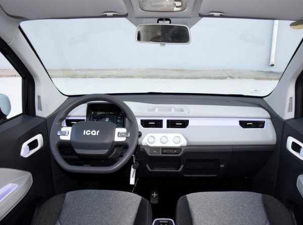 女士小型车自动挡