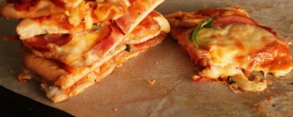 电压力锅做披萨的方法