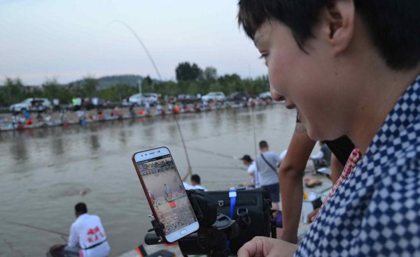 钓鱼上岸是什么意思网络用语