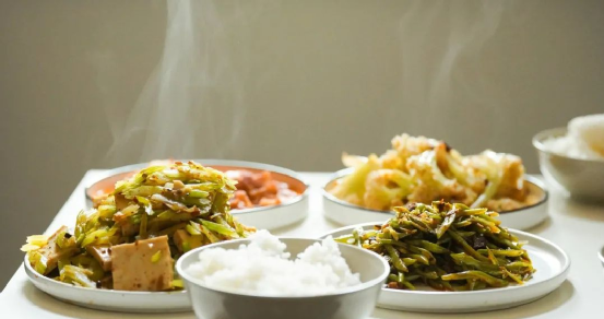 三种隔夜菜千万不能吃