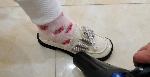 鞋子小了一码补救方法