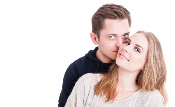 男人对小三动真情的表现