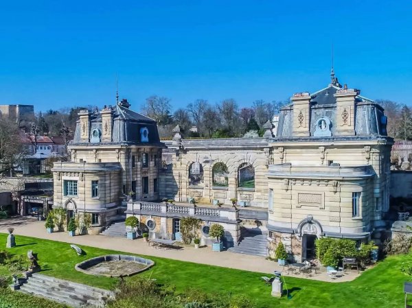 艾菲尔铁塔在哪个国家