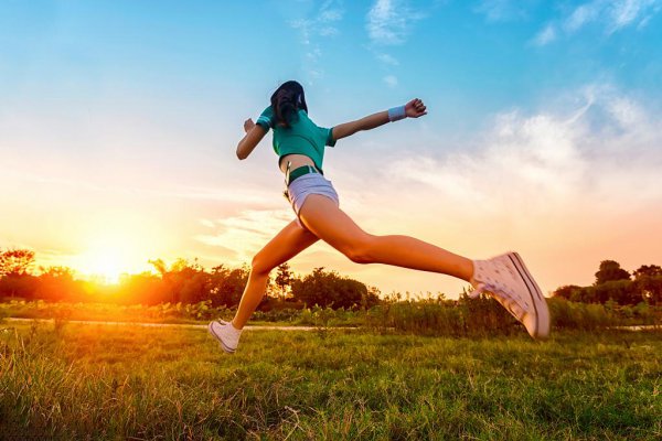 为什么20岁就有法令纹了