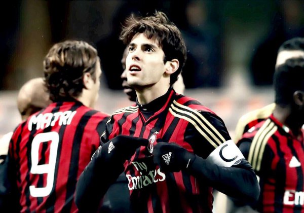 卡卡足球运动员介绍