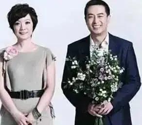 王海燕第一任丈夫有钱是富豪