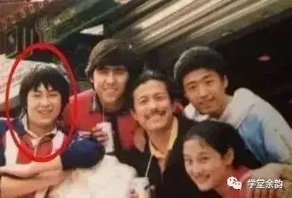 王海燕第一任丈夫有钱是富豪