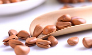 鲜松子能生吃吗 鲜松子适合直接生吃吗