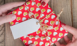 母亲本命年送什么 母亲本命年送礼物如何选择