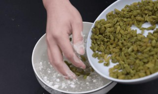 葡萄干煎水有什么功效 葡萄干煎水的功效与作用