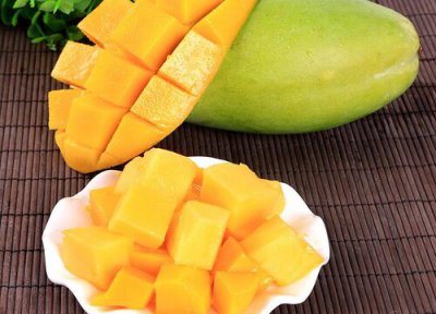 芒果切开放一晚第二天会坏吗 现切芒果放置一夜还能吃吗