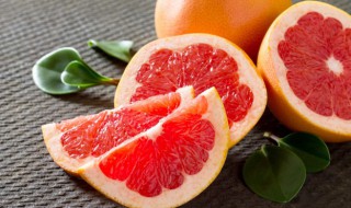 怎样挑红心柚子甜 如何挑选红心柚