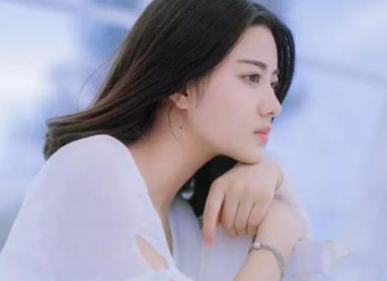 如何高情商回复分手