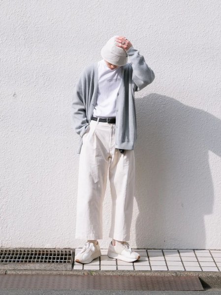 白裤子怎么搭配衣服和鞋子图片