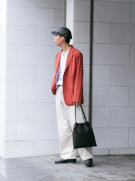 白裤子怎么搭配衣服和鞋子图片