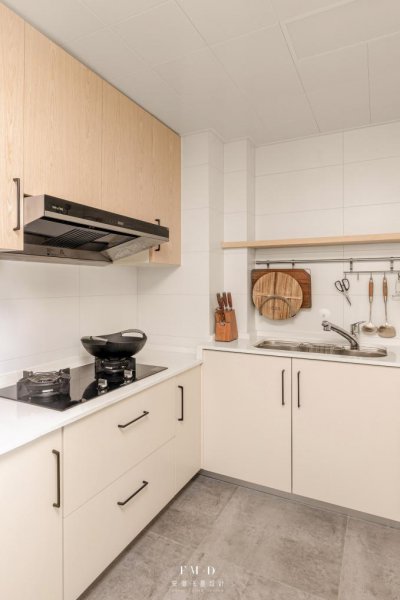 厨房台面高度一般是多少合适