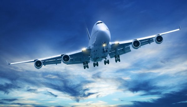 一般一架飞机重量是多少吨