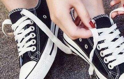 从鞋子看女人六种性格
