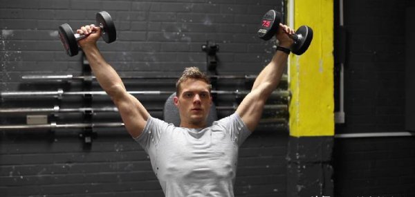 练肩的健身器材有哪些