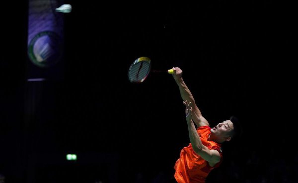 羽毛球高远球动作要领教学