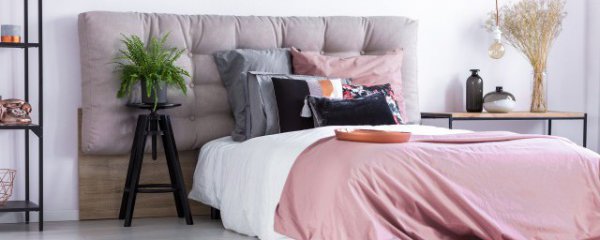 卧室放什么摆件呀招财聚财