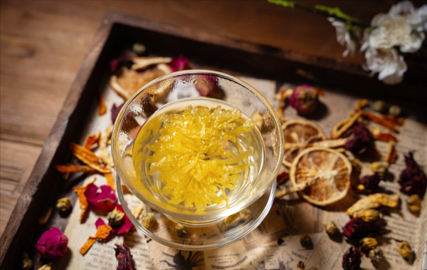 女人每天喝什么可以美颜抗衰老