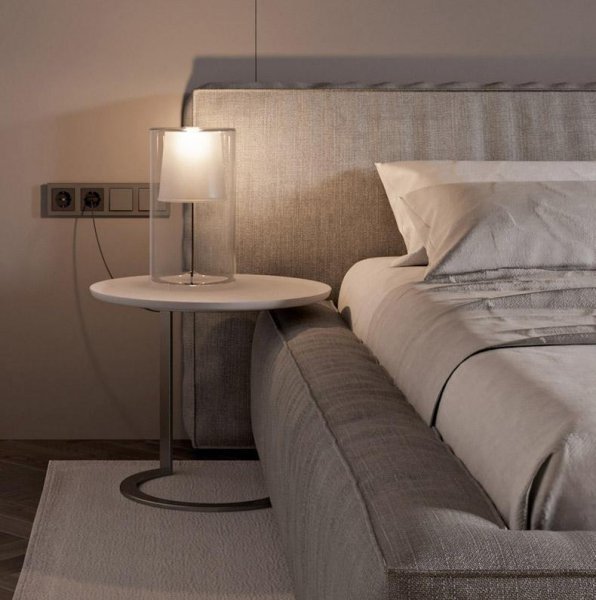 灯泡关了还一直暗亮怎么处理