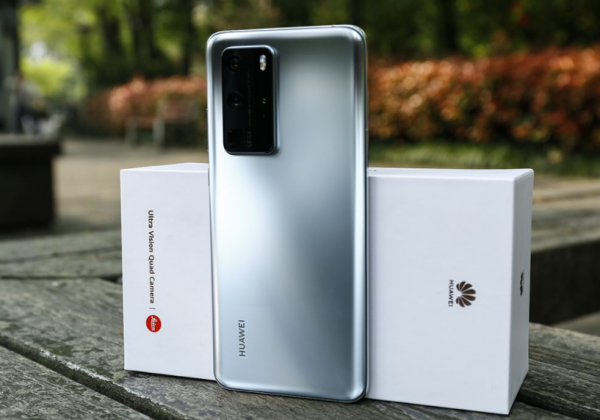 opporeno5pro支持无线充电吗