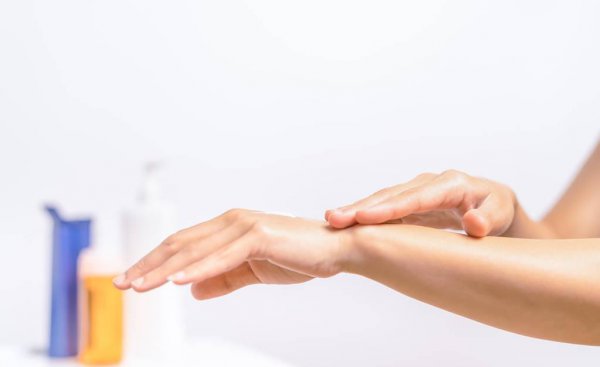 身体乳可以擦脸吗