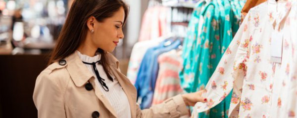 灰色衣服怎么搭显得高级又时髦