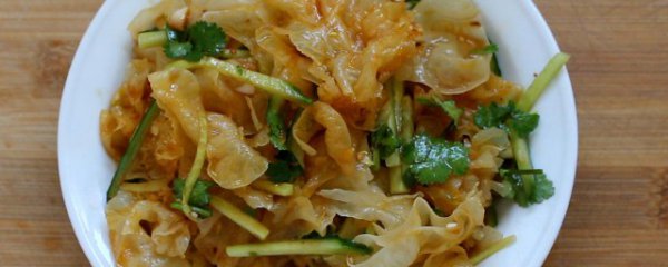 凉拌银耳需要煮多久才能吃