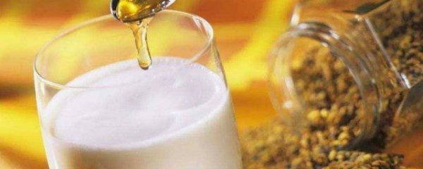 纯牛奶加蜂蜜喝有什么好处