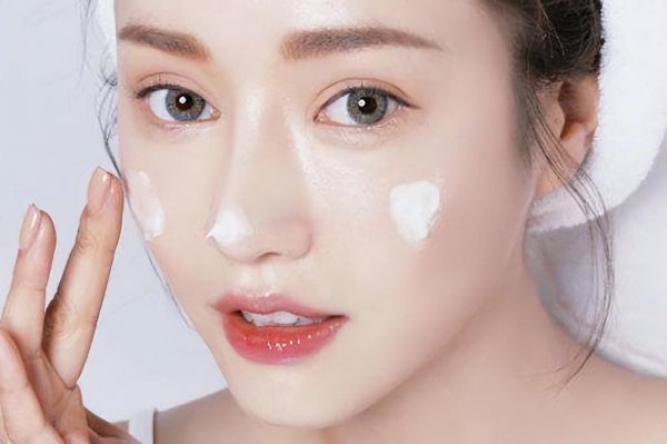 肌底液用在哪一步