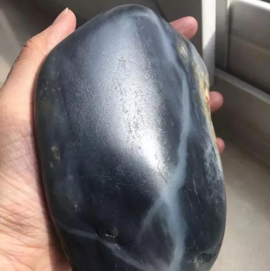 金曜石和彩虹眼黑曜石哪个好