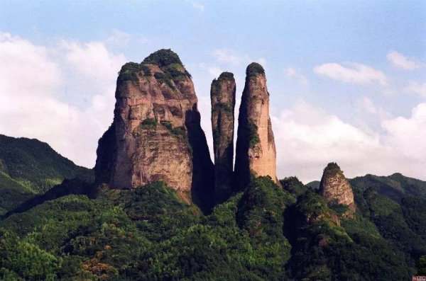 丹霞地貌形成过程描述