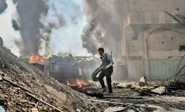 为什么叙利亚被几十个国家打