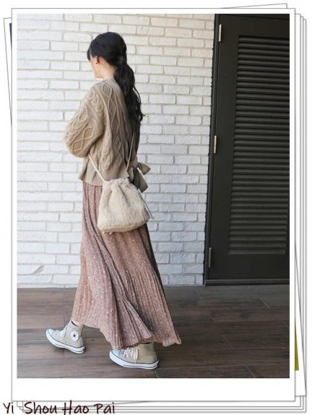 板鞋怎么搭配裤子