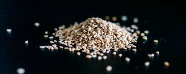 生的白芝麻能吃吗