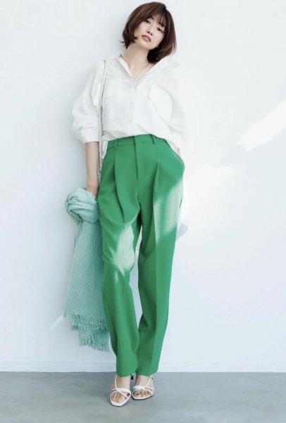 橄榄绿配什么颜色好看提升气质变潮人