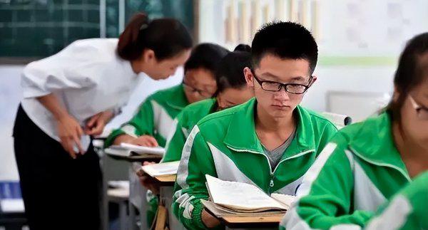 一般考211大学要多少分