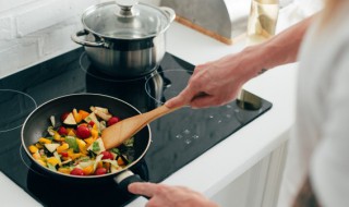 炒菜时放什么去腥味最好 炒菜怎么去腥