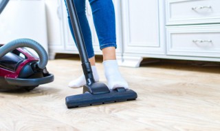 客厅木地板摆放风水好不好 客厅木地板摆放风水如何