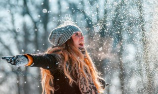 冬天大衣怎么修身 冬天大衣怎么穿