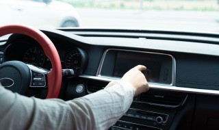 交警怎么判断车身位置 交警如何判断车身位置