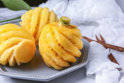 切开的菠萝怎么保存 已经切开都菠萝最长能保存多久时间