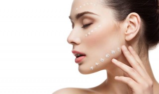 只涂隔离霜可以出门吗 只擦隔离霜能出门吗