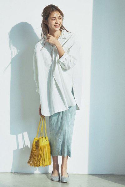 绿裙子搭配什么颜色的上衣