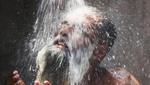 男人身上有一股怪味特别难闻