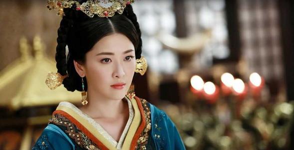 东汉时期谁改进了造纸术