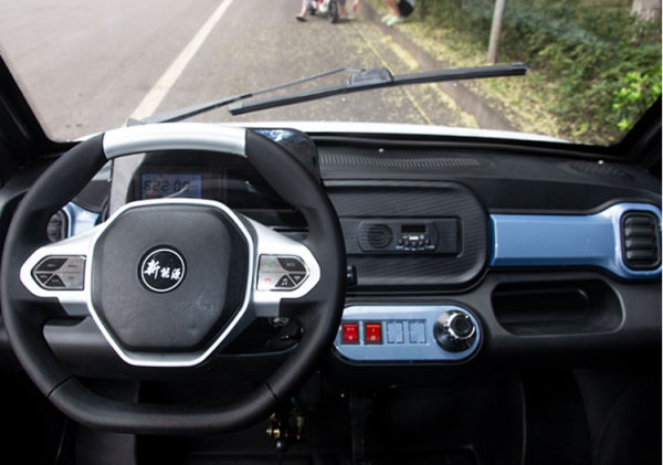 一万元左右的老年四轮电动车